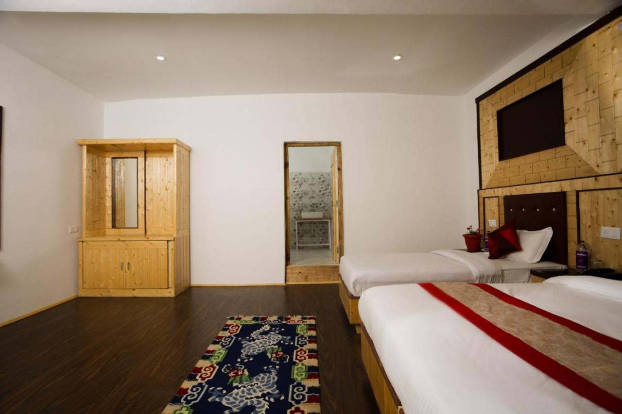 Hotel Nubra Residency Charasa Exterior foto